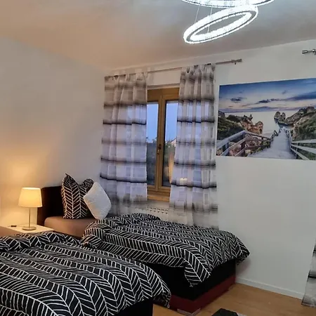 公寓 3- Zimmer-wohnung In Leonding